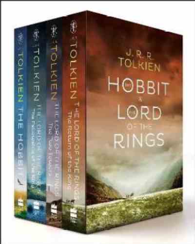 The Hobbit and the Lord of the Rings - J R R Toklin(Paperback)